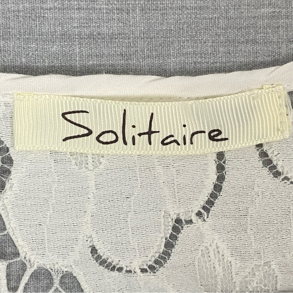 Solitaire White Top Floral Eyelet Lace Yoke Tee - Picture 4 of 7